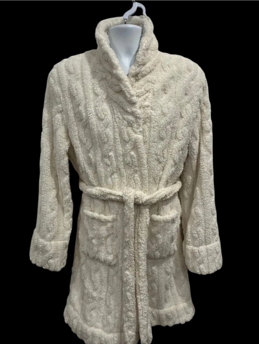 Plush Bath Robe House Coat Sz L / XL White Cozy Warm Tranquil & True